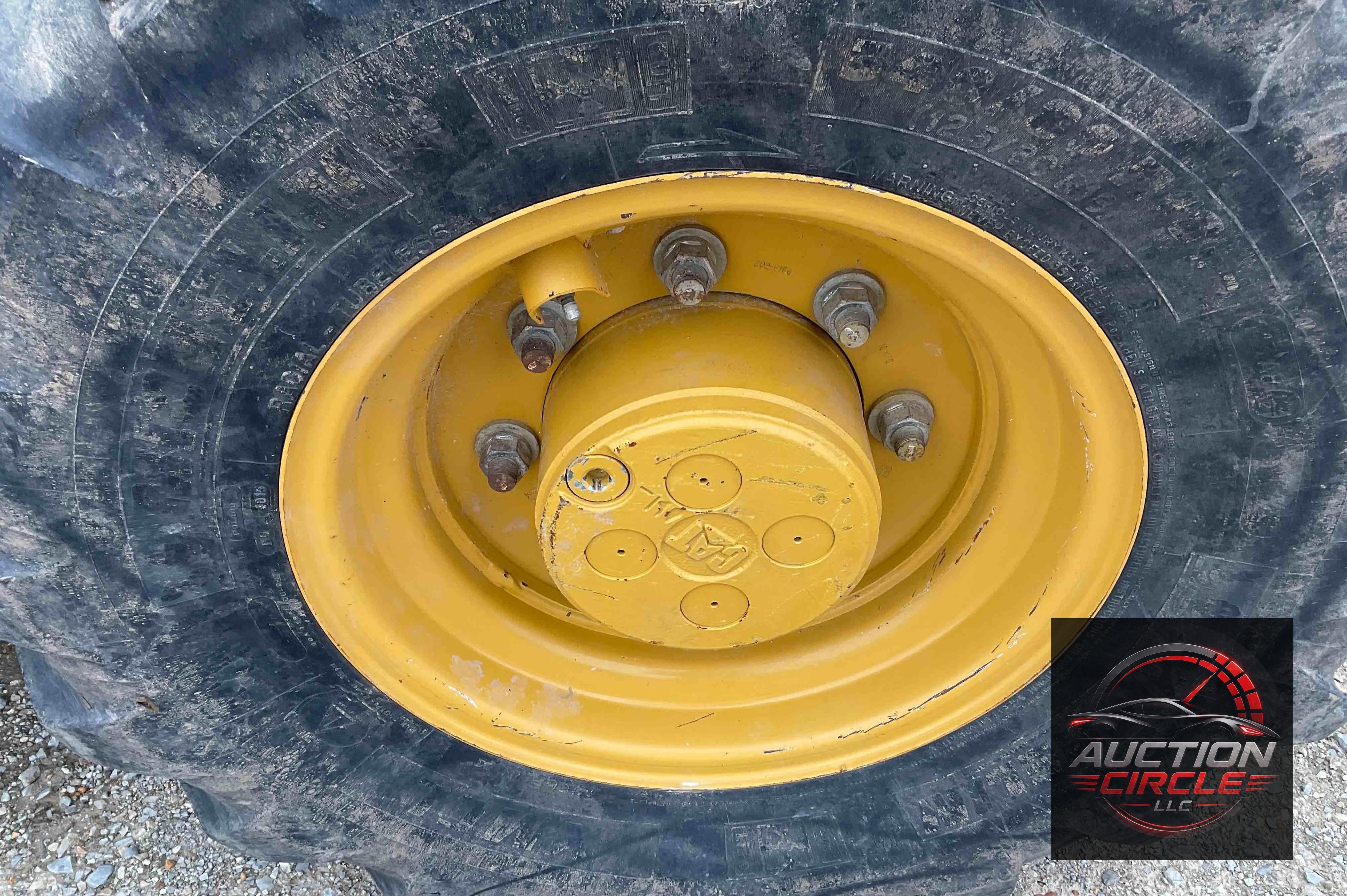 2018 Caterpillar 420F2