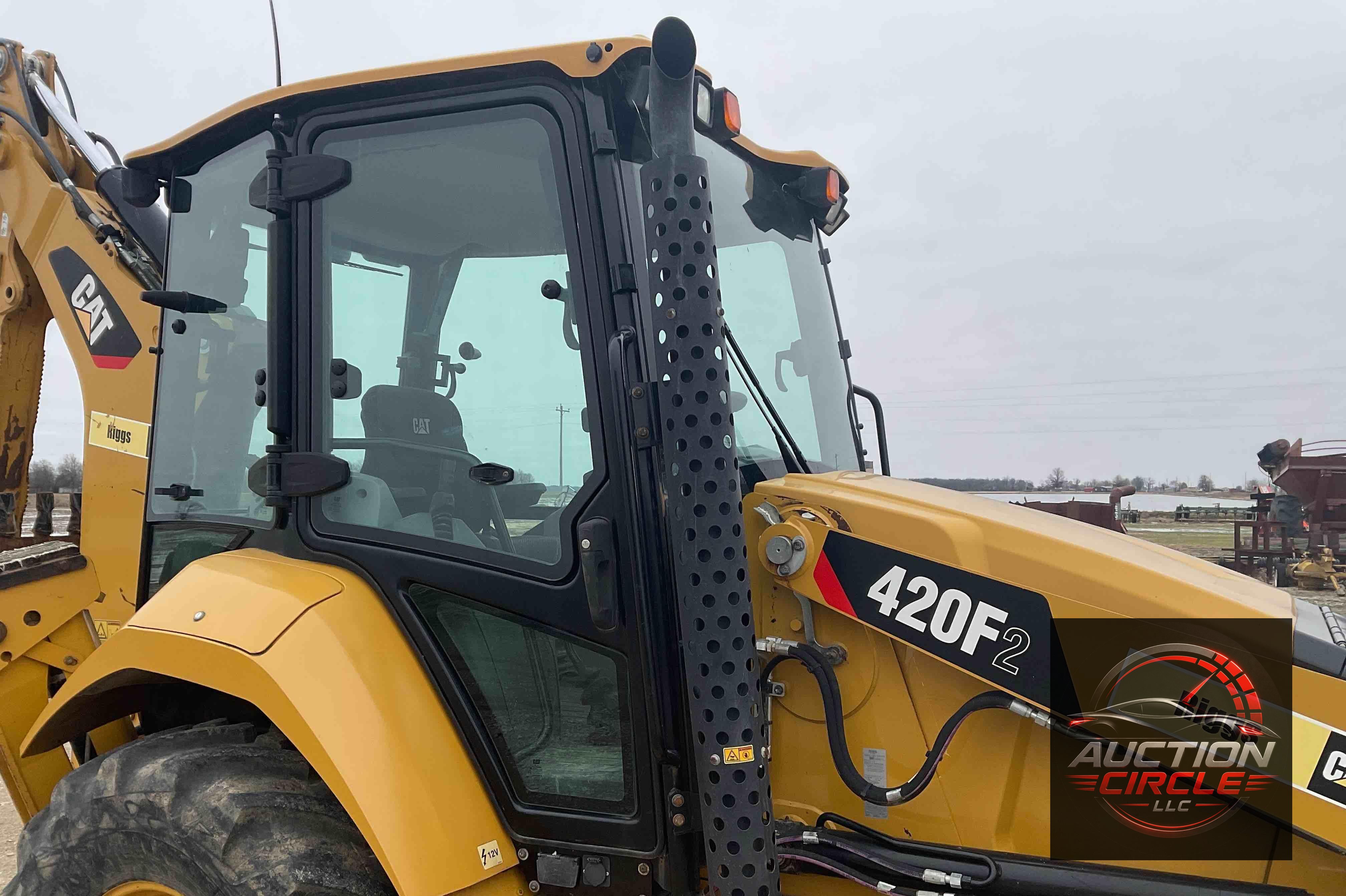 2018 Caterpillar 420F2