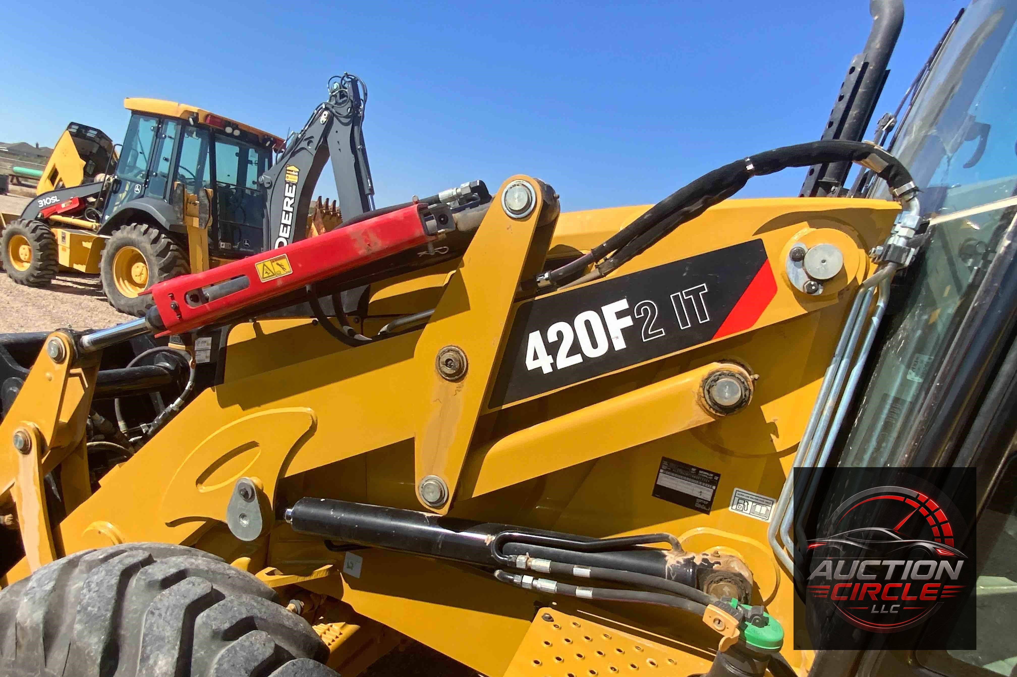 2016 Caterpillar 420F2 IT