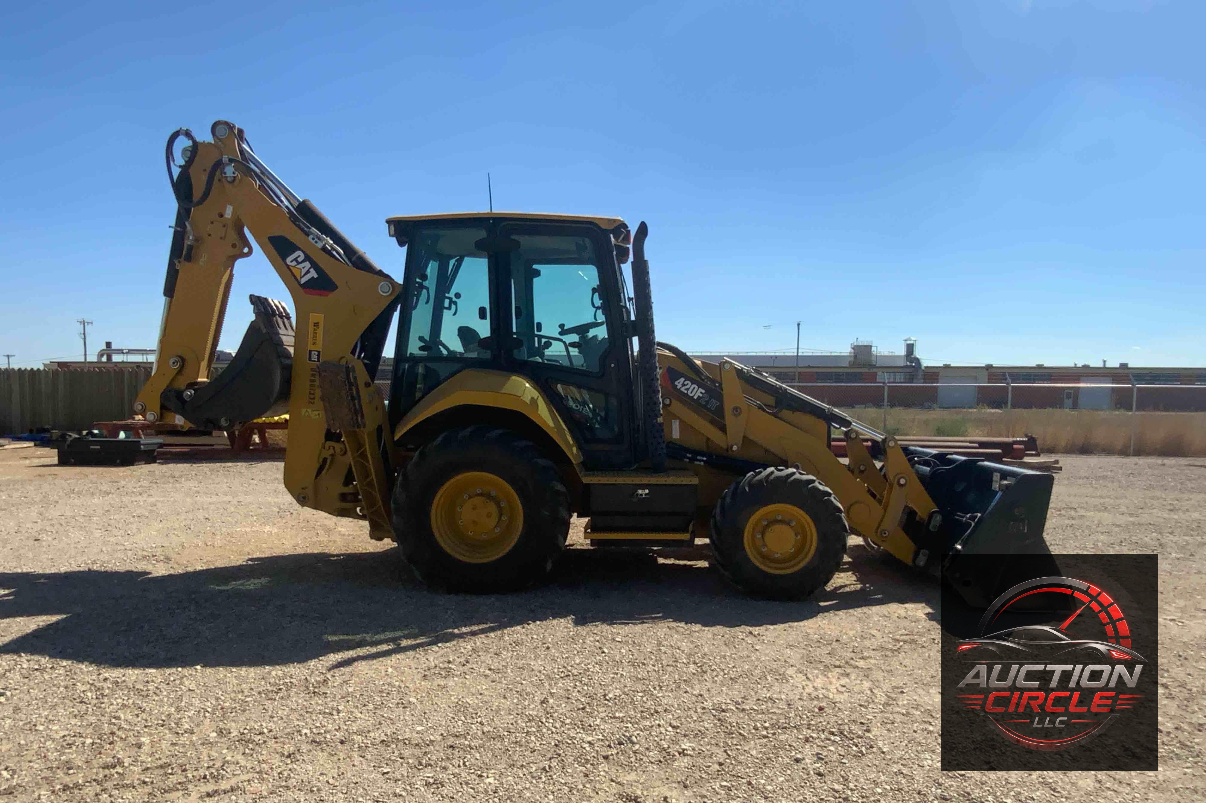 2016 Caterpillar 420F2 IT