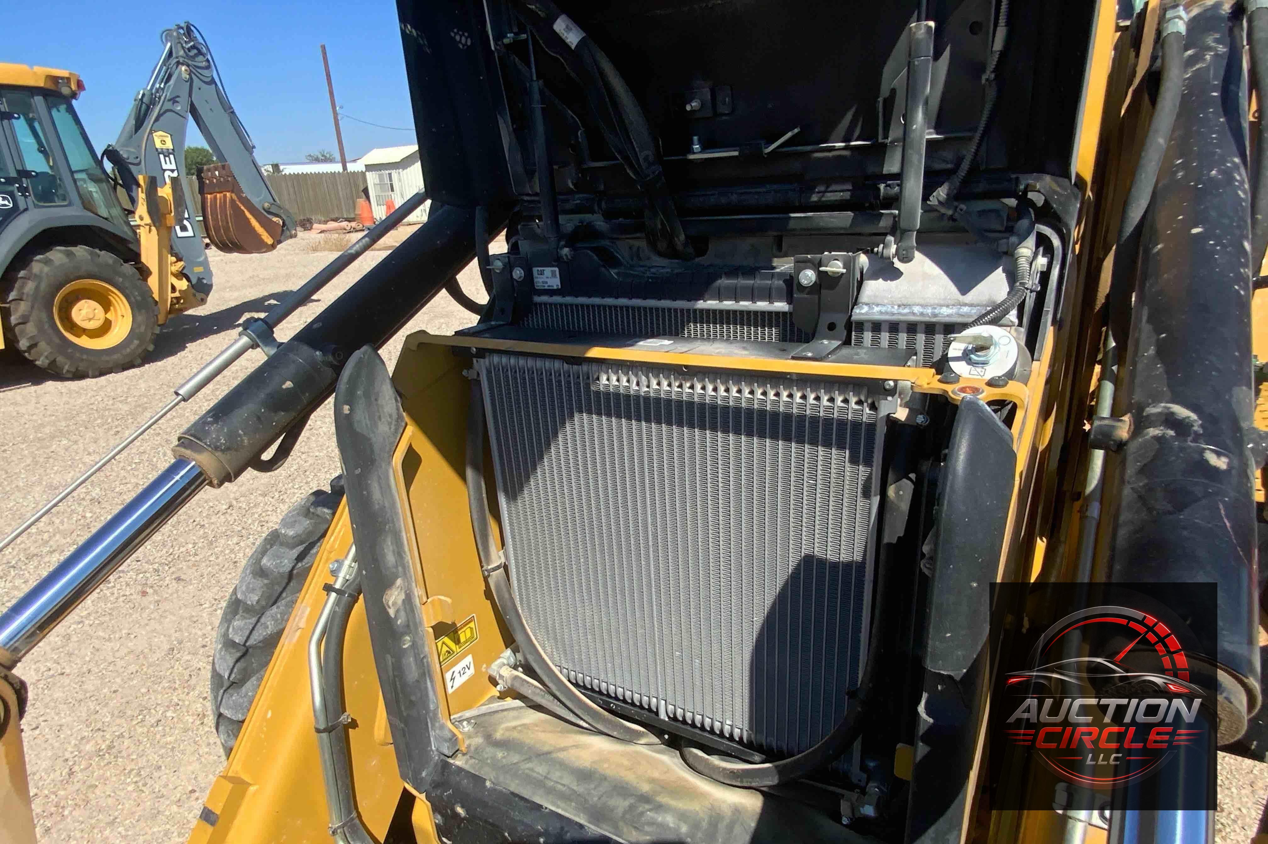 2016 Caterpillar 420F2 IT