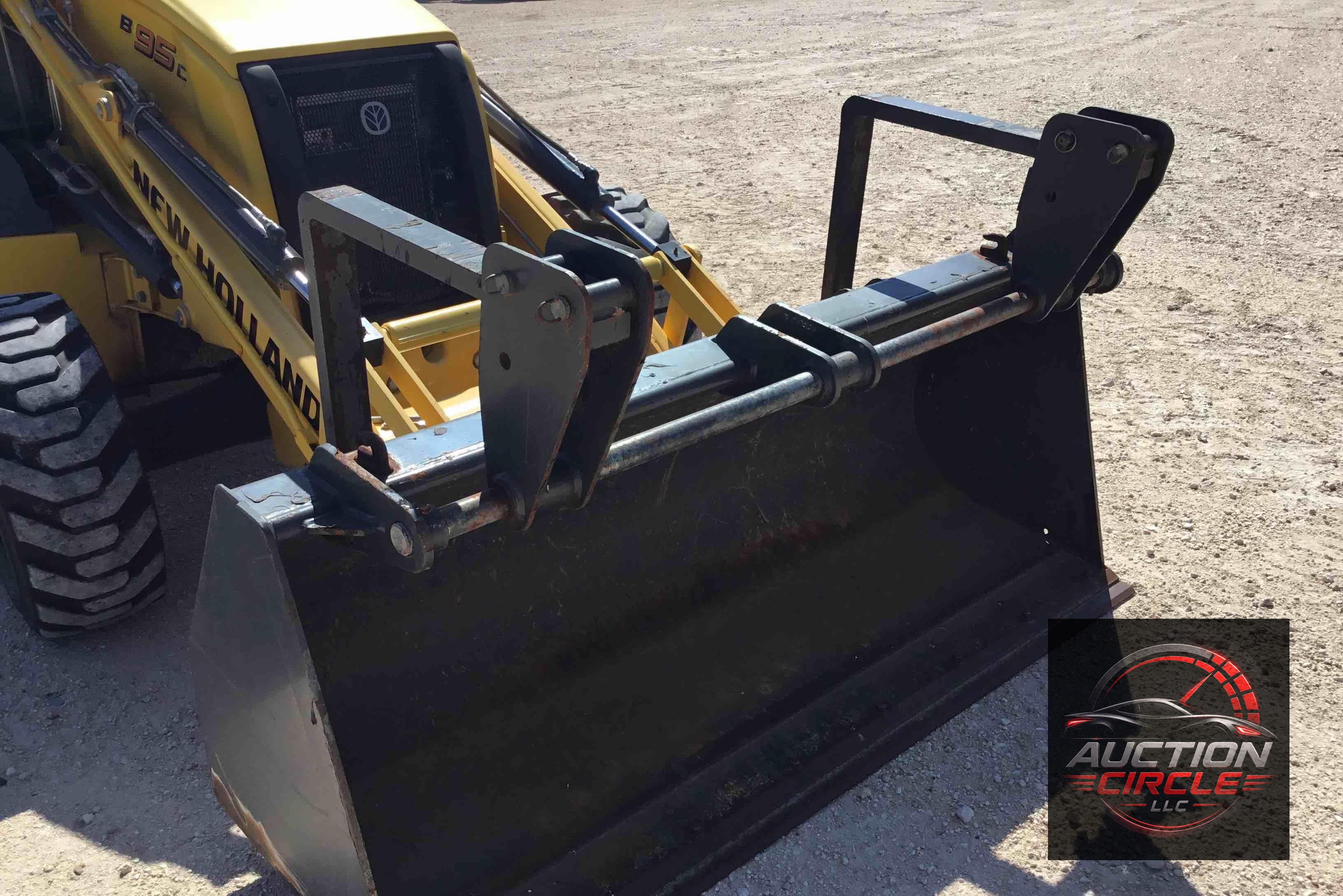 2020 New Holland B95C