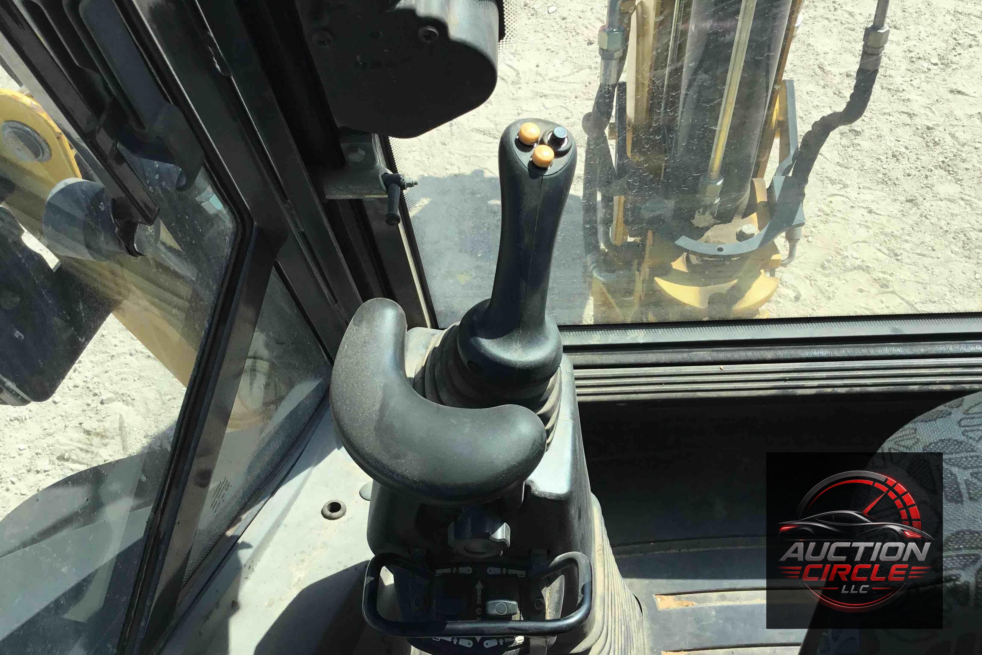 2020 New Holland B95C