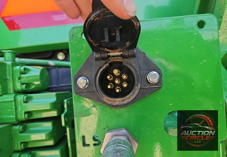 2022 John Deere 8R410 MFWD