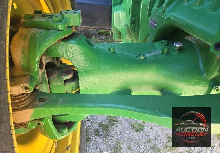 2012 John Deere 8285R MFWD tractor