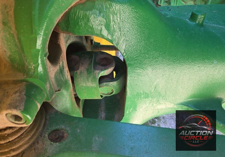 2012 John Deere 8285R MFWD tractor