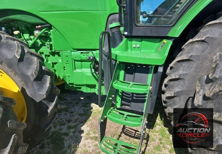 2012 John Deere 8285R MFWD tractor