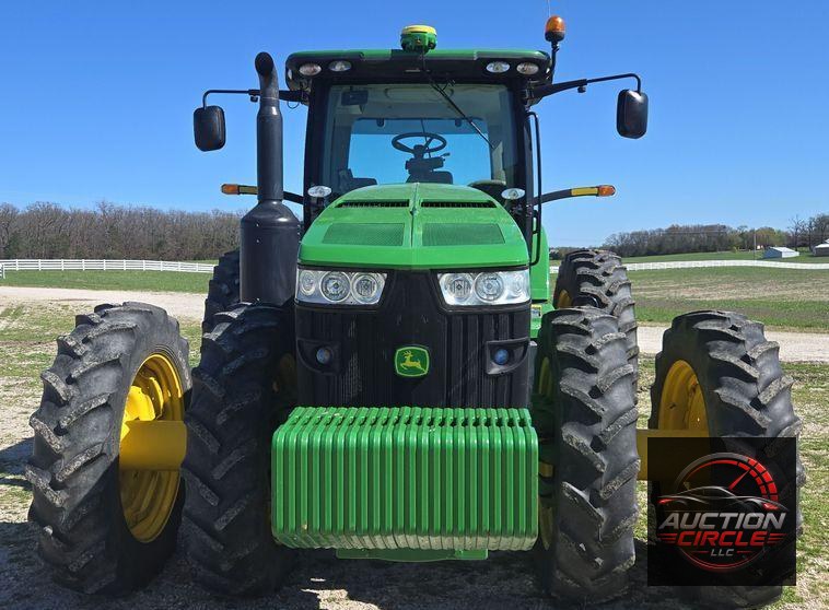2012 John Deere 8285R MFWD tractor