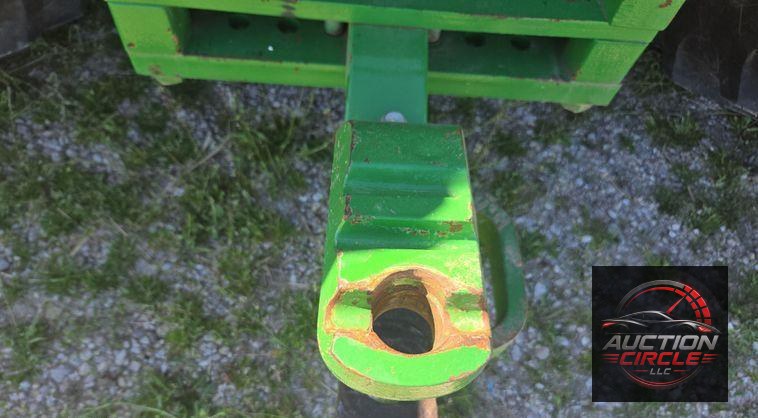2012 John Deere 8285R MFWD tractor