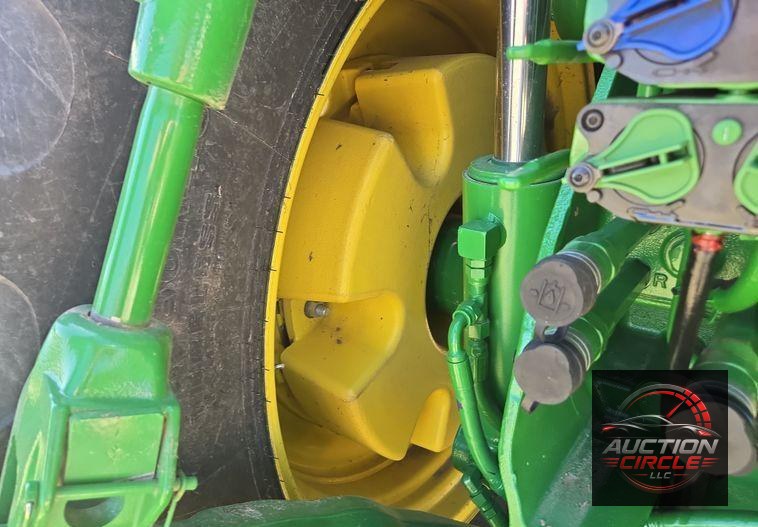 2012 John Deere 8285R MFWD tractor