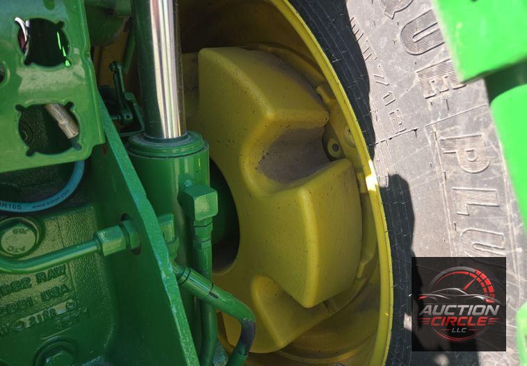 2012 John Deere 8285R MFWD tractor