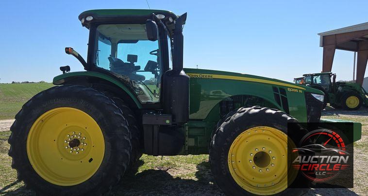 2012 John Deere 8285R MFWD tractor