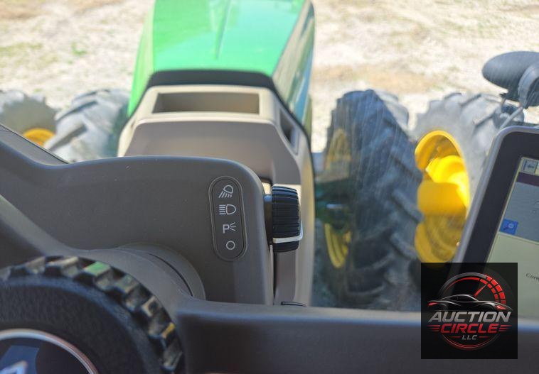 2012 John Deere 8285R MFWD tractor