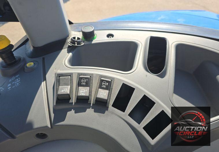 2019 New Holland Powerstar 100 MFWD tractor