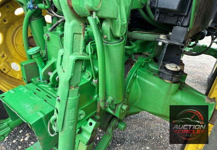 2010 John Deere 7330 MFWD tractor
