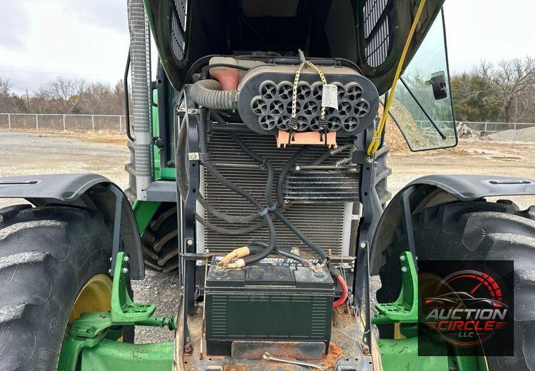 2010 John Deere 7330 MFWD tractor