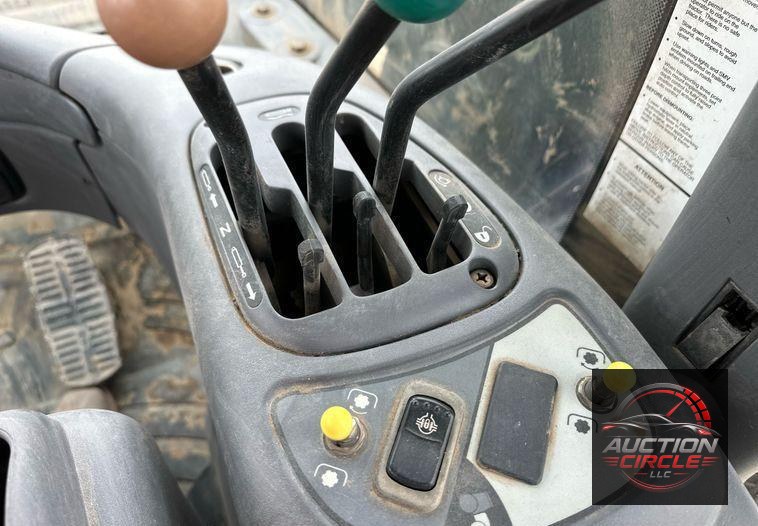 2012 New Holland TV6070 bi-directional tractor