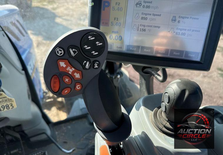 2016 New Holland T7.290 MFWD tractor