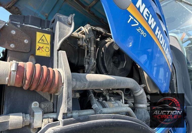 2016 New Holland T7.290 MFWD tractor
