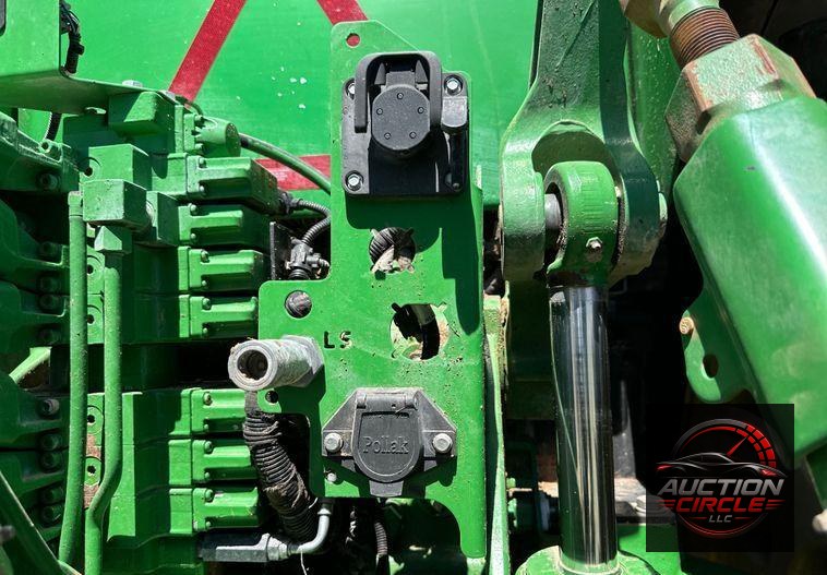 2017 John Deere 8295R MFWD tractor