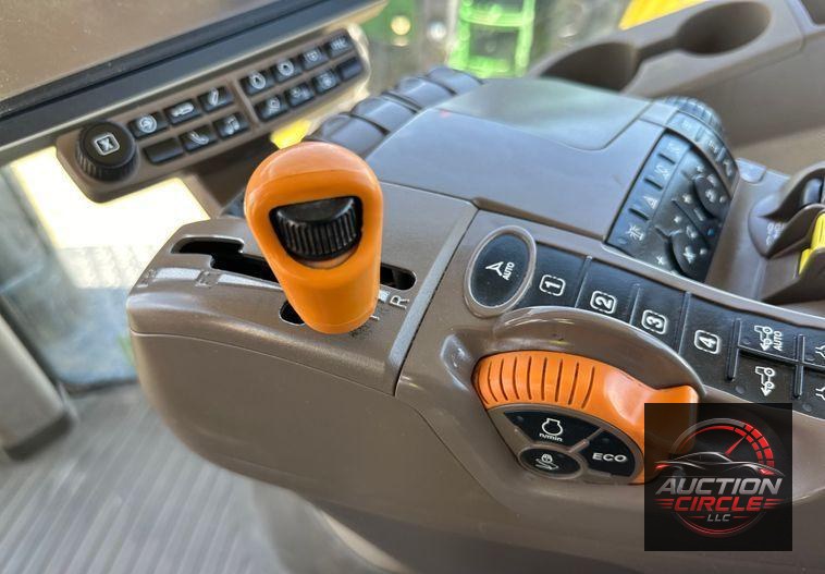 2017 John Deere 8295R MFWD tractor