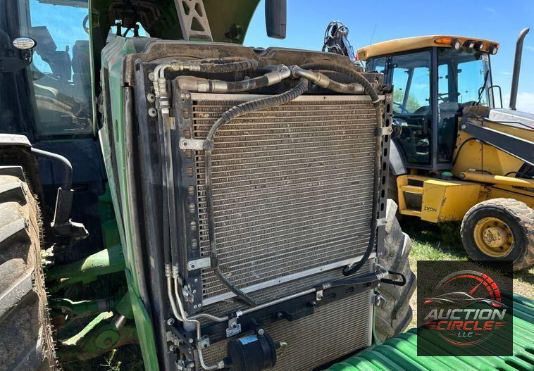 2017 John Deere 8295R MFWD tractor