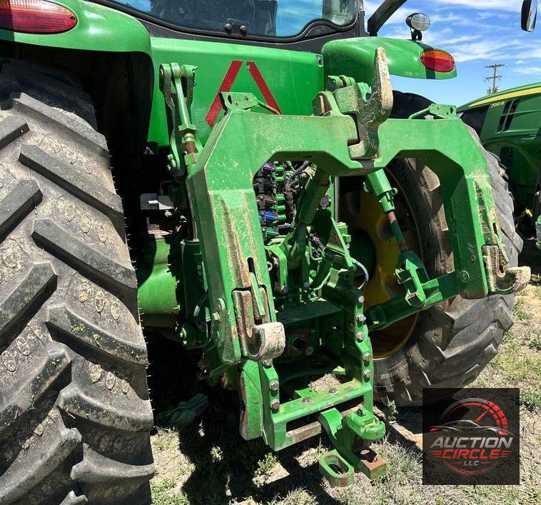 2017 John Deere 8295R MFWD tractor
