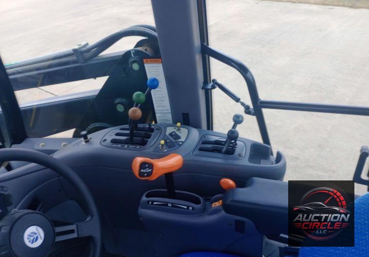 2014 New Holland TV6070 bi-directional tractor