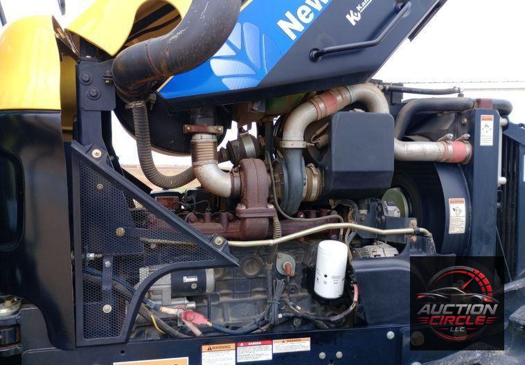 2014 New Holland TV6070 bi-directional tractor
