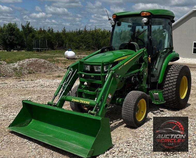 2022 John Deere  4066R MFWD tractor