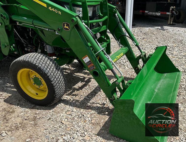 2022 John Deere  4066R MFWD tractor