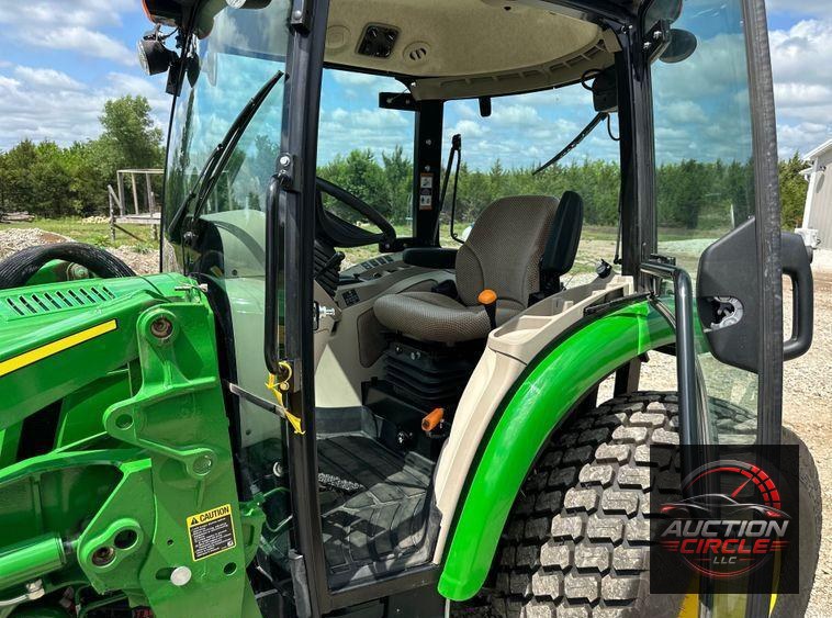 2022 John Deere  4066R MFWD tractor