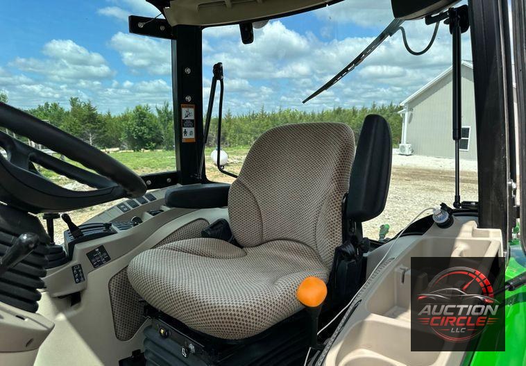 2022 John Deere  4066R MFWD tractor