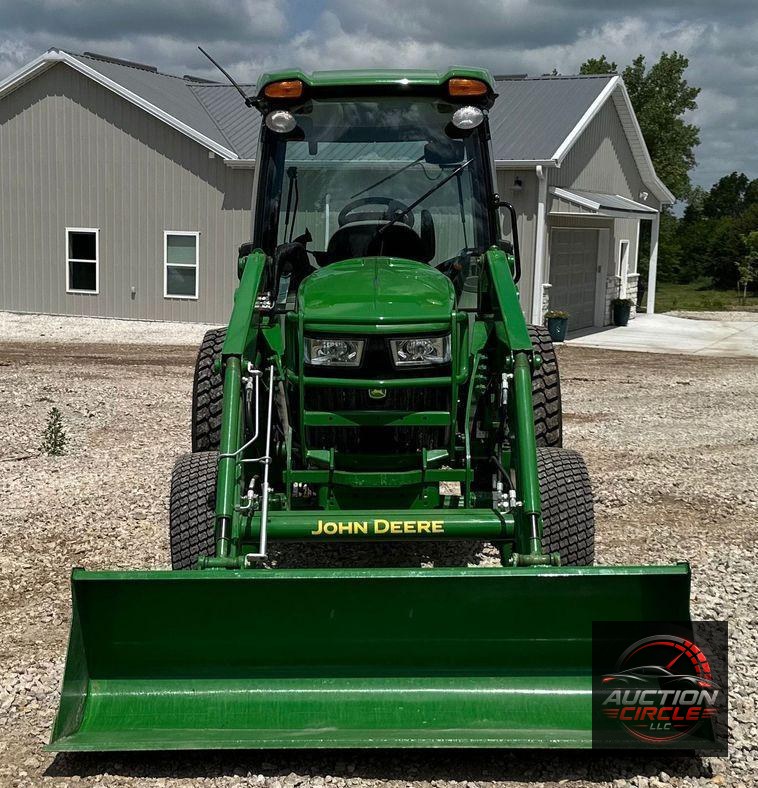 2022 John Deere  4066R MFWD tractor