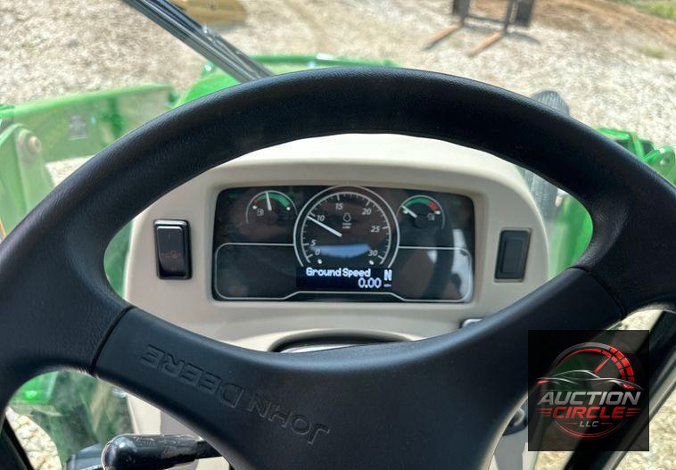 2022 John Deere  4066R MFWD tractor