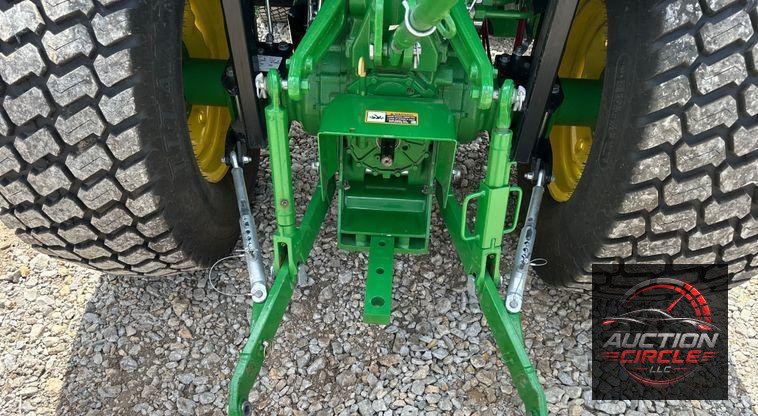 2022 John Deere  4066R MFWD tractor