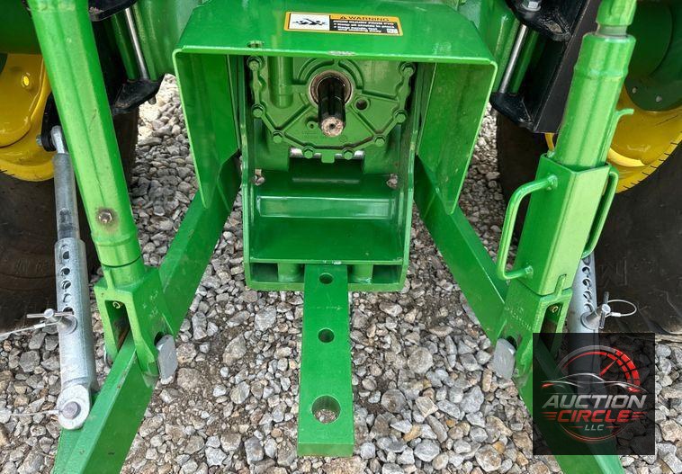 2022 John Deere  4066R MFWD tractor