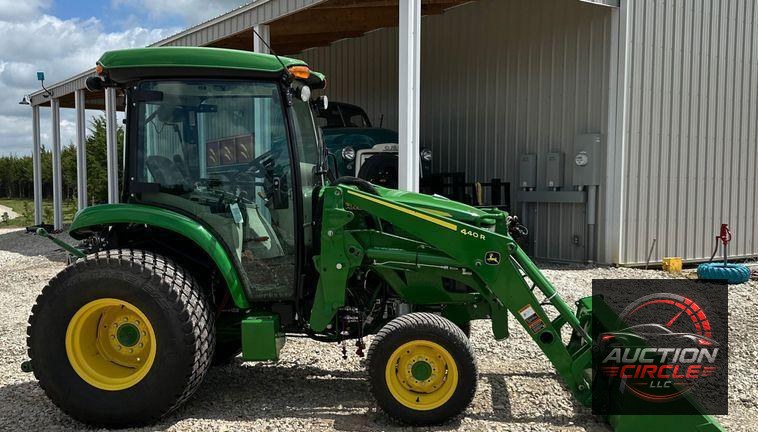 2022 John Deere  4066R MFWD tractor