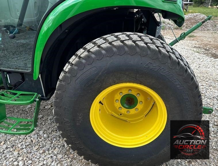 2022 John Deere  4066R MFWD tractor