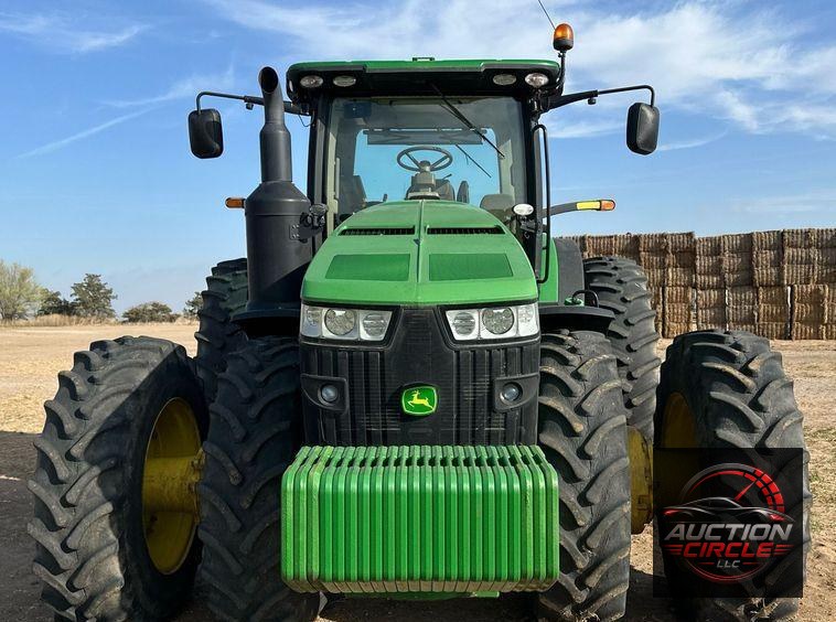 2016 John Deere 8370R MFWD tractor