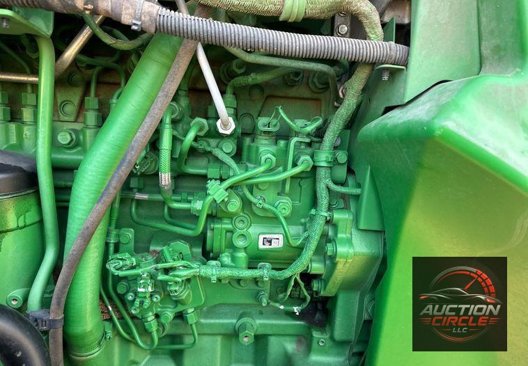 2016 John Deere 8370R MFWD tractor