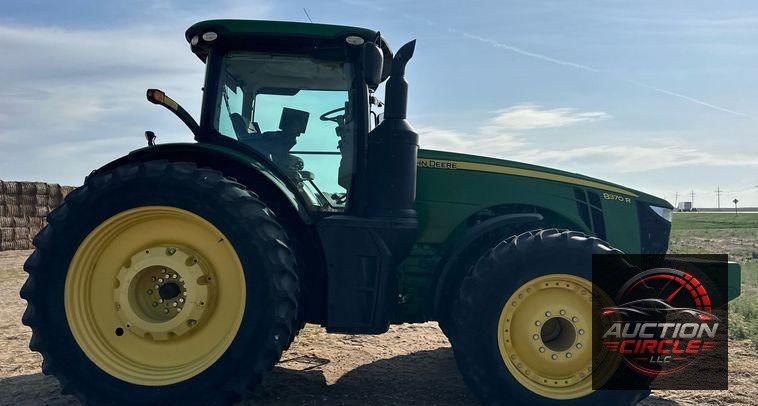 2016 John Deere 8370R MFWD tractor
