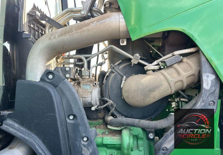 2016 John Deere 8370R MFWD tractor