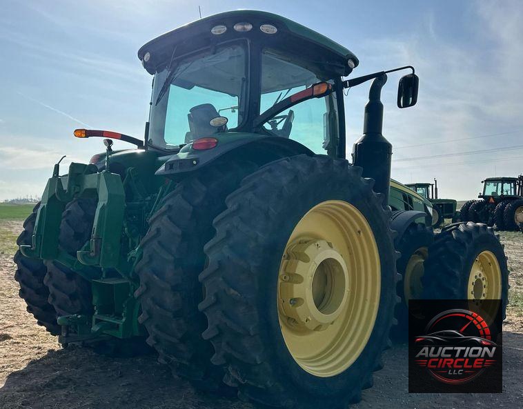 2016 John Deere 8370R MFWD tractor