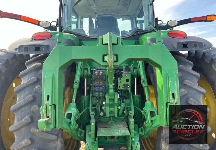 2016 John Deere 8370R MFWD tractor