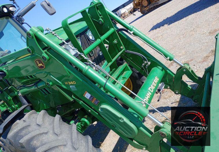 2015 John Deere 6125R MFWD tractor