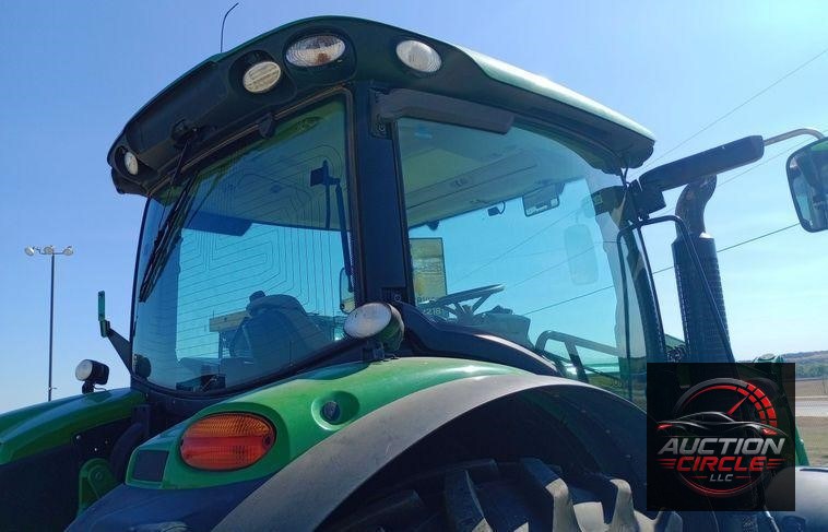 2015 John Deere 6125R MFWD tractor