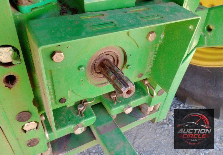 2015 John Deere 6125R MFWD tractor