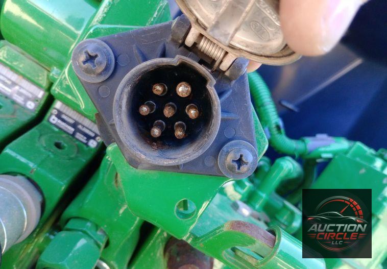 2015 John Deere 6125R MFWD tractor