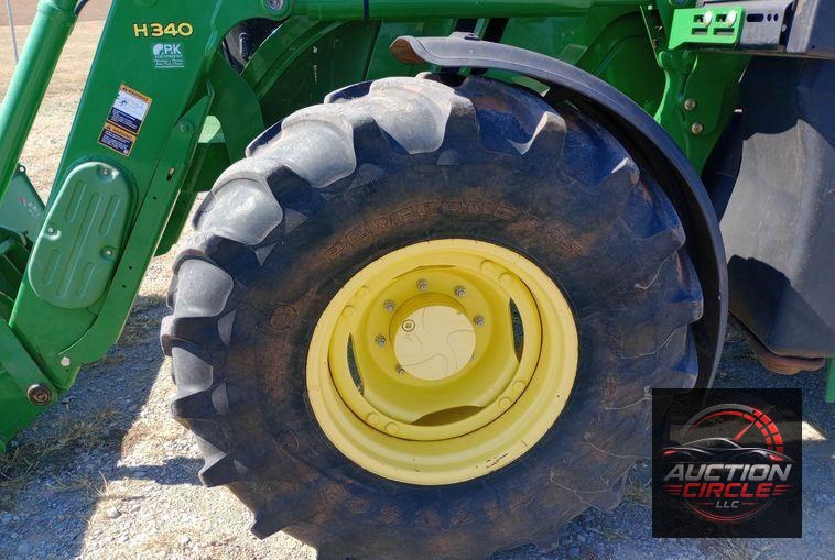 2015 John Deere 6125R MFWD tractor